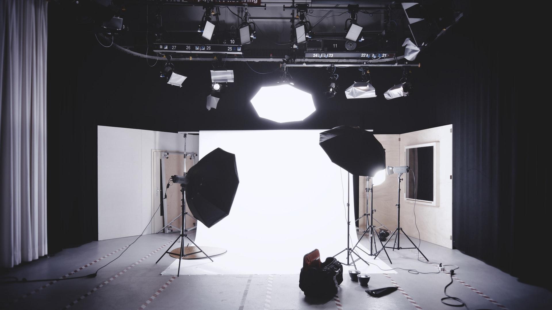 What is a Softbox? - Improve Photography