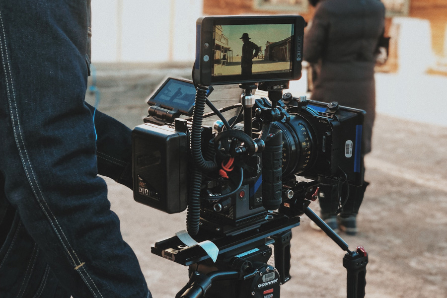 The Impact of 8K Resolution on Videography: Opportunities and Challenges for Filmmakers