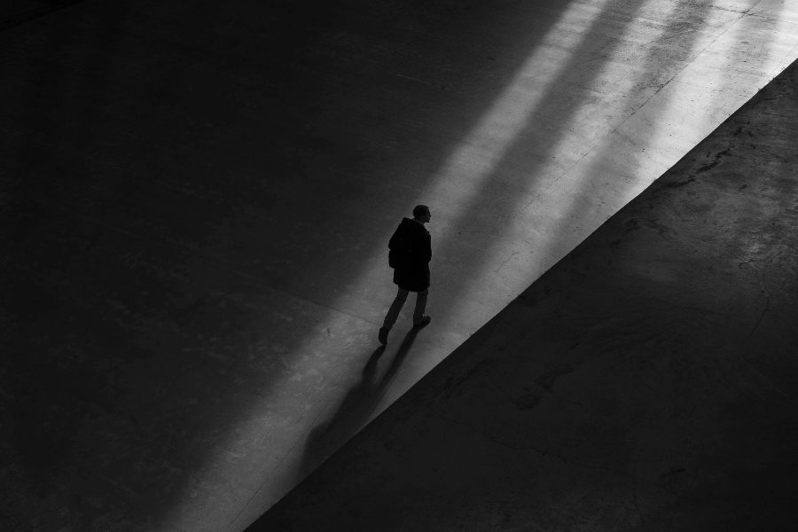 Minimalist Photography for Beginners: Capturing Beauty Through Simplicity 